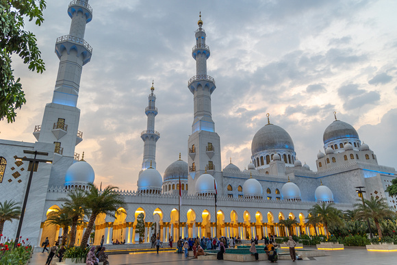 Solo - Sheikh Zayed Mosque